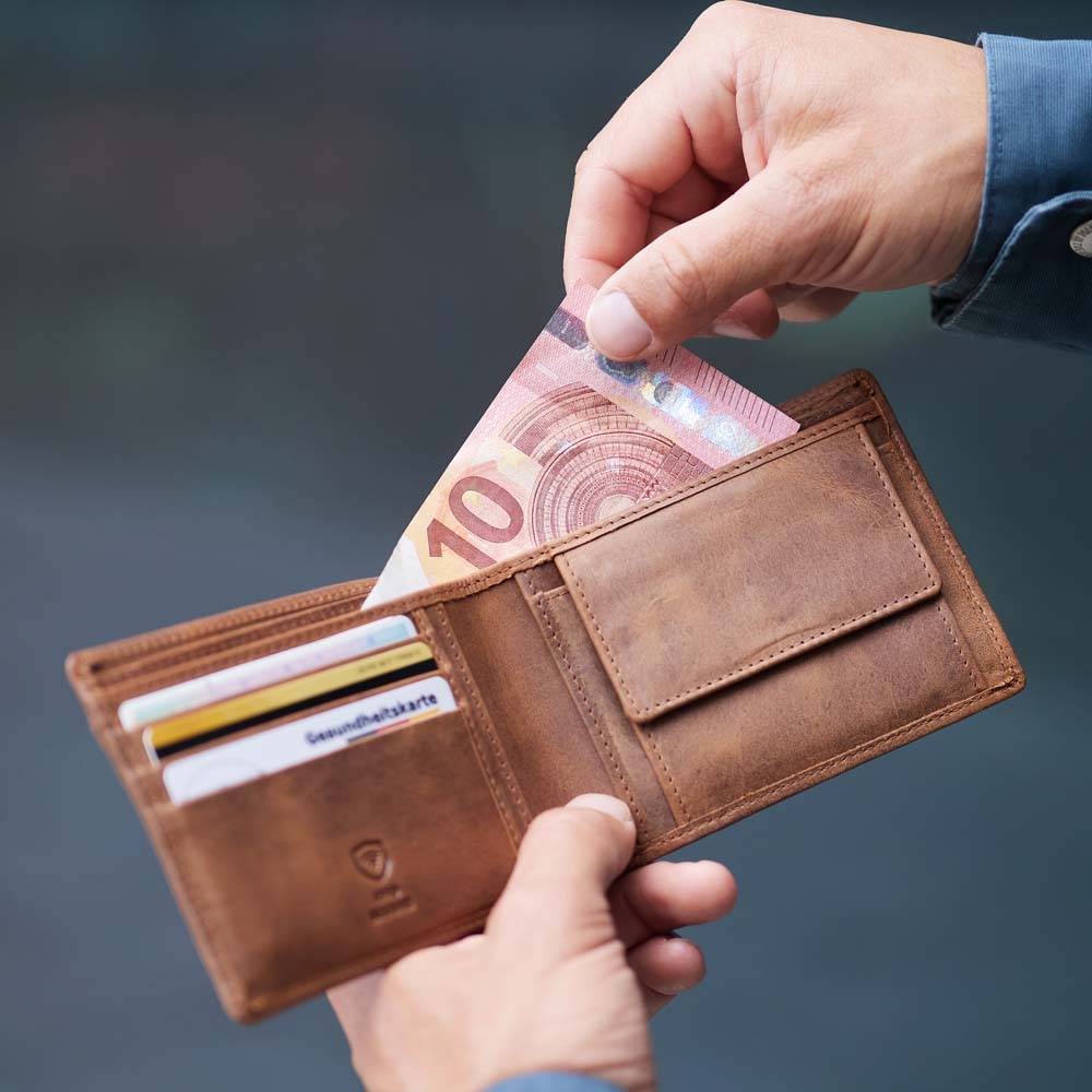 Wallets and billfolds Wallets and billfolds