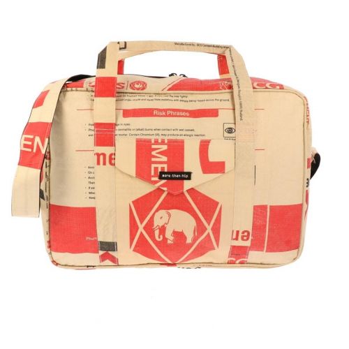 Cement bag outlet recycling