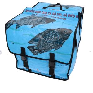 Double pannier made of recycled fish food sacks - Mumba fish blue