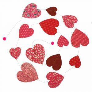Beautiful paper bunting with hearts of approx. 200 cm