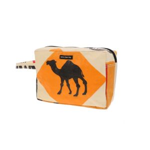 Medium toiletry bag made of recycled cement bags - Washu camel 